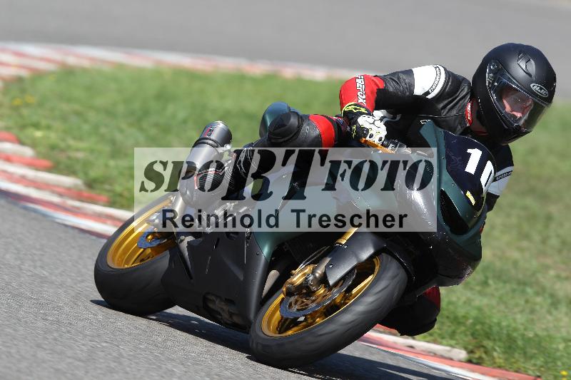 Archiv-2022/57 29.08.2022 Plüss Moto Sport ADR/Einsteiger/10